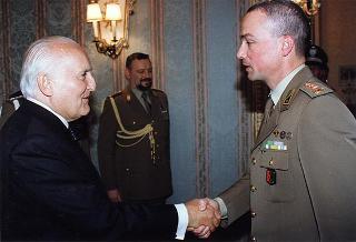 Delegazione di ufficiali ed allievi dell'Accademia Militare di Modena, in servizio di guardia d'onore al Palazzo del Quirinale