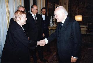 Fernanda Pivano, per il conferimento delle insegne dell'Onorificenza di Cavaliere di Gran Croce dell'Ordine al Merito della Repubblica Italiana