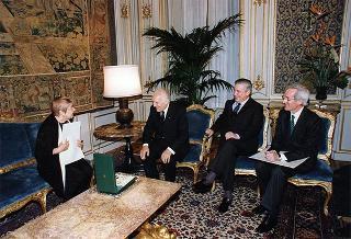 Fernanda Pivano, per il conferimento delle insegne dell'Onorificenza di Cavaliere di Gran Croce dell'Ordine al Merito della Repubblica Italiana