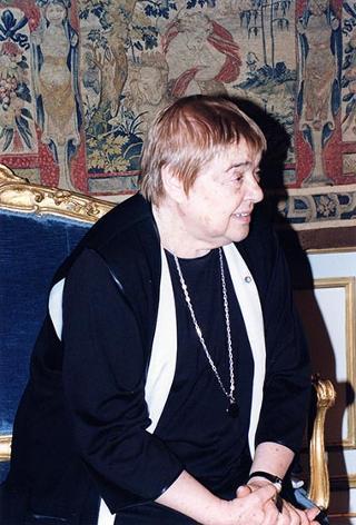 Fernanda Pivano, per il conferimento delle insegne dell'Onorificenza di Cavaliere di Gran Croce dell'Ordine al Merito della Repubblica Italiana
