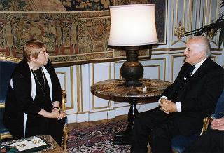 Fernanda Pivano, per il conferimento delle insegne dell'Onorificenza di Cavaliere di Gran Croce dell'Ordine al Merito della Repubblica Italiana