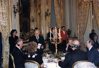 Incontro, scambio di onorificenze e successivo pranzo in onore del Presidente della Repubblica Slovacca e della signora Kovac