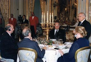 Incontro, scambio di onorificenze e successivo pranzo in onore del Presidente della Repubblica Slovacca e della signora Kovac
