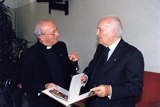Milano: intervento del Presidente della Repubblica alla cerimonia di premiazione del III Concorso letterario promosso da "Famiglia Cristiana"