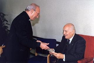 Milano: intervento del Presidente della Repubblica alla cerimonia di premiazione del III Concorso letterario promosso da "Famiglia Cristiana"