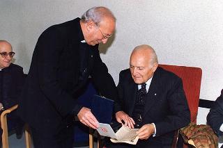 Milano: intervento del Presidente della Repubblica alla cerimonia di premiazione del III Concorso letterario promosso da "Famiglia Cristiana"