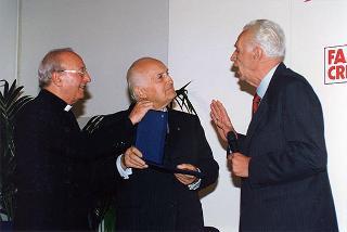 Milano: intervento del Presidente della Repubblica alla cerimonia di premiazione del III Concorso letterario promosso da "Famiglia Cristiana"