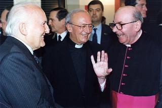 Milano: intervento del Presidente della Repubblica alla cerimonia di premiazione del III Concorso letterario promosso da "Famiglia Cristiana"