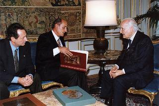 Vincenzo e Claudio Guerra, per presentare due volumi dedicati agli italiani, emigrati in Canada e negli Stati Uniti, divenuti famosi grazie al loro lavoro
