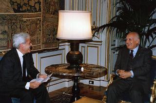 Arch. Raffaele Sirica, presidente del Consiglio nazionale degli architetti, con il nuovo Consiglio nazionale dell'Ordine