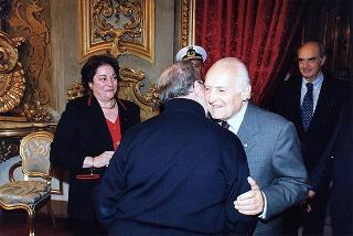 Renata Speranza, presidente dell'Associazione degli ex allievi e amici dei "Giuseppini del Murialdo", con una delegazione