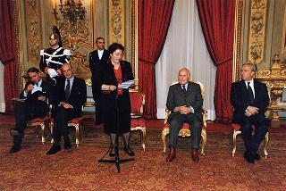 Renata Speranza, presidente dell'Associazione degli ex allievi e amici dei "Giuseppini del Murialdo", con una delegazione