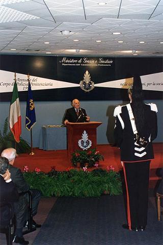 Roma: intervento del Presidente della Repubblica alla Festa del Corpo della Polizia penitenziaria