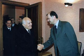 Roma: intervento del Presidente della Repubblica all'inaugurazione dell'anno accademico 1997-1998 della Scuola sottufficiali Carabinieri