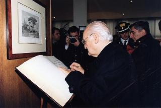 Roma: intervento del Presidente della Repubblica all'inaugurazione dell'anno accademico 1997-1998 della Scuola sottufficiali Carabinieri