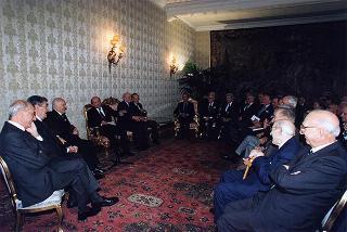 On. Luigi Arisio, presidente della Federazione dei Maestri del lavoro d'Italia, con il Consiglio nazionale