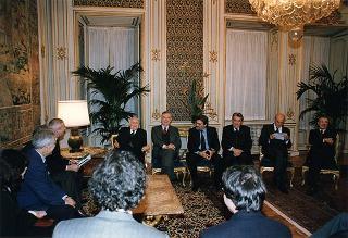 Tom Benettollo, presidente dell'ARCI, nuova associazione, con alcuni esponenti