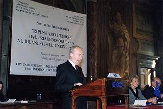 Roma, Palazzo della Cancelleria: intervento del Presidente della Repubblica al Seminario internazionale "Ripensiamo l'Europa: dal primo dopoguerra al rilancio dell'unione politica"