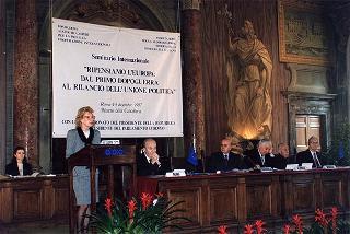 Roma, Palazzo della Cancelleria: intervento del Presidente della Repubblica al Seminario internazionale "Ripensiamo l'Europa: dal primo dopoguerra al rilancio dell'unione politica"