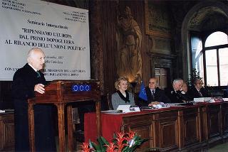 Roma, Palazzo della Cancelleria: intervento del Presidente della Repubblica al Seminario internazionale "Ripensiamo l'Europa: dal primo dopoguerra al rilancio dell'unione politica"