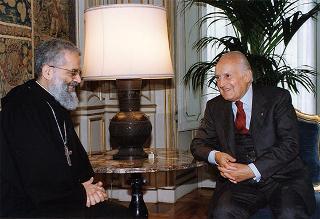 Padre abate Jean Slim, superiore generale dell'Ordine Maronita, ed alcuni padri maroniti