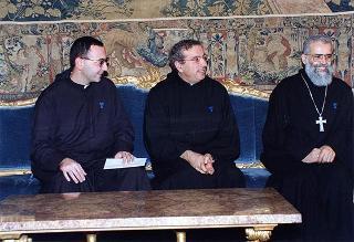 Padre abate Jean Slim, superiore generale dell'Ordine Maronita, ed alcuni padri maroniti