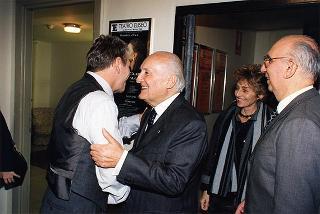 Roma, Teatro Eliseo: intervento del Presidente della Repubblica alla rappresentazione del dramma Morte di un commesso viaggiatore di Arthur Miller