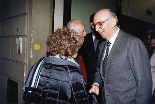 Roma, Teatro Eliseo: intervento del Presidente della Repubblica alla rappresentazione del dramma Morte di un commesso viaggiatore di Arthur Miller