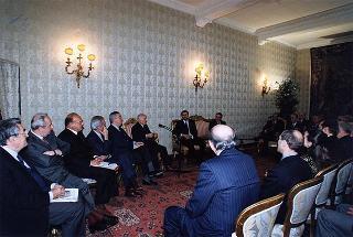 Denis Zigante, presidente della Federazione delle Associazioni degli esuli istriani, fiumani, dalmati, con gli esponenti delle predette Associazioni
