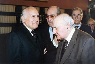 Roma, Palazzo Giustiniani: intervento del Presidente della Repubblica all'incontro con i Costituenti, in occasione delle celebrazioni del 50° anniversario della Costituzione