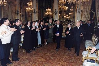 Incontro con Madre Maria Emanuela Jacovone, Vicaria generale delle Suore Missionarie di Gesù Eterno Sacerdote, con una delegazione di aderenti al "Movimento Apostolico Nuovi"