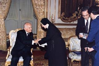 Incontro con Madre Maria Emanuela Jacovone, Vicaria generale delle Suore Missionarie di Gesù Eterno Sacerdote, con una delegazione di aderenti al "Movimento Apostolico Nuovi"