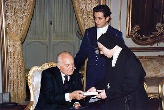 Incontro con Madre Maria Emanuela Jacovone, Vicaria generale delle Suore Missionarie di Gesù Eterno Sacerdote, con una delegazione di aderenti al "Movimento Apostolico Nuovi"