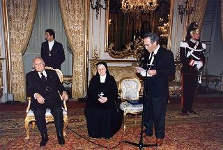 Incontro con Madre Maria Emanuela Jacovone, Vicaria generale delle Suore Missionarie di Gesù Eterno Sacerdote, con una delegazione di aderenti al "Movimento Apostolico Nuovi"