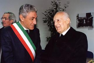 Napoli: intervento del Presidente della Repubblica all'inaugurazione del II Forum Civile Euromed ed alla cerimonia di presentazione dell'opera collettanea Napoli e i suoi Avvocati. Oggi