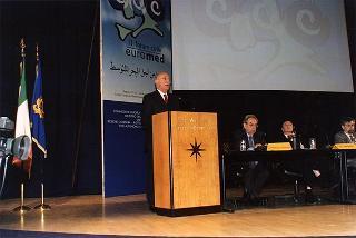 Napoli: intervento del Presidente della Repubblica all'inaugurazione del II Forum Civile Euromed ed alla cerimonia di presentazione dell'opera collettanea Napoli e i suoi Avvocati. Oggi