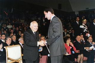 Napoli: intervento del Presidente della Repubblica all'inaugurazione del II Forum Civile Euromed ed alla cerimonia di presentazione dell'opera collettanea Napoli e i suoi Avvocati. Oggi