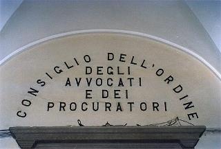 Napoli: intervento del Presidente della Repubblica all'inaugurazione del II Forum Civile Euromed ed alla cerimonia di presentazione dell'opera collettanea Napoli e i suoi Avvocati. Oggi