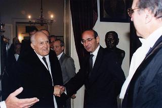 Napoli: intervento del Presidente della Repubblica all'inaugurazione del II Forum Civile Euromed ed alla cerimonia di presentazione dell'opera collettanea Napoli e i suoi Avvocati. Oggi