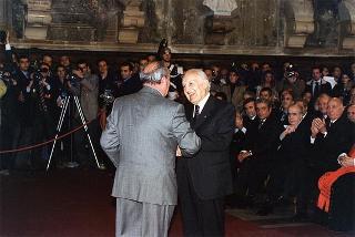 Napoli: intervento del Presidente della Repubblica all'inaugurazione del II Forum Civile Euromed ed alla cerimonia di presentazione dell'opera collettanea Napoli e i suoi Avvocati. Oggi