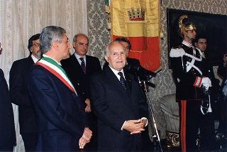 Napoli: intervento del Presidente della Repubblica all'inaugurazione del II Forum Civile Euromed ed alla cerimonia di presentazione dell'opera collettanea Napoli e i suoi Avvocati. Oggi