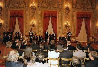 Mario Pescante, presidente del CONI, Primo Nebiolo, presidente della IAAF, Gianni Gola, presidente della FIDAL, ed una delegazione di atleti e dirigenti, in occasione del centenario di fondazione della Federazione Italiana di Atletica Leggera