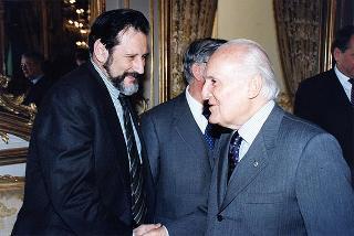On. Giuseppe Avolio, presidente della Confederazione italiana degli agricoltori, con i presidenti regionali e provinciali, per il 20° anniversario di fondazione della CIA