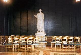 Esponenti dell'Ordine dei giornalisti, della Federazione nazionale della stampa italiana, dell'Associazione della stampa parlamentare e dell'Associazione della stampa estera in Italia ed una delegazione di giornalisti delle Agenzie, dei quotidiani e delle testate televisive che seguono l'attività del Presidente della Repubblica
