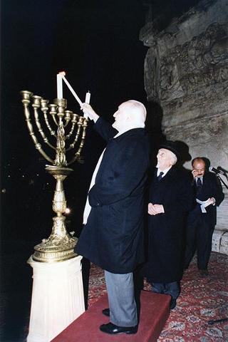 Roma, Foro Romano: intervento del Presidente della Repubblica alla celebrazione del 50° anniversario dell'indipendenza dello Stato d'Israele