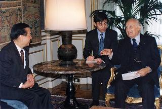 Incontro con Qian Qichen, Vice Primo Ministro e ministro degli affari esteri della Repubblica Popolare Cinese