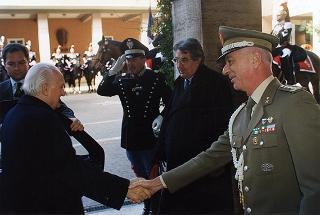 Visita del Presidente della Repubblica al Comando del Reggimento Corazzieri. Caserma Alessandro Negri di Sanfront