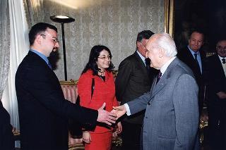 Prof. Giovanni Pettinato, direttore della Missione archeologica italiana a Byblos, con il prof. Giuseppe D'Ascenzo, rettore dell'Università degli studi di Roma "La Sapienza", ed alcuni studiosi, per illustrare i risultati delle ricerche archeologiche in Libano