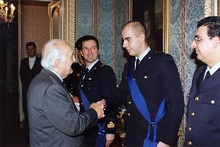 Delegazione di ufficiali e militari di truppa della Compagnia d'onore dell'Aeronautica Militare, in servizio di guardia d'onore al Palazzo del Quirinale