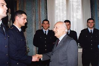 Delegazione di ufficiali e militari di truppa della Compagnia d'onore dell'Aeronautica Militare, in servizio di guardia d'onore al Palazzo del Quirinale